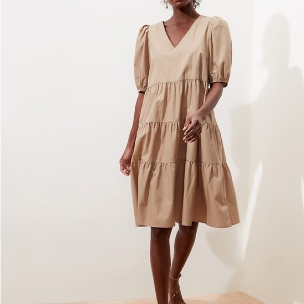 Banana Republic Beige Puff Sleeve Midi Dress